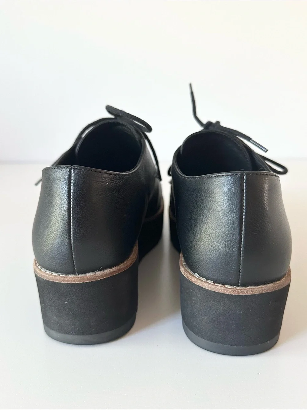 Eileen Fisher Black Leather Platform Oxfords Lug Sole Derby Size 8